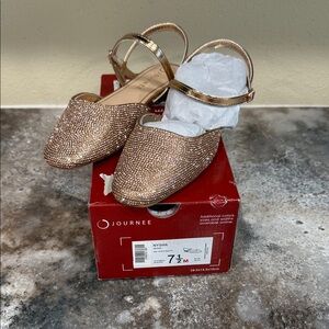 Journee Collection Gold Glitter Heels
